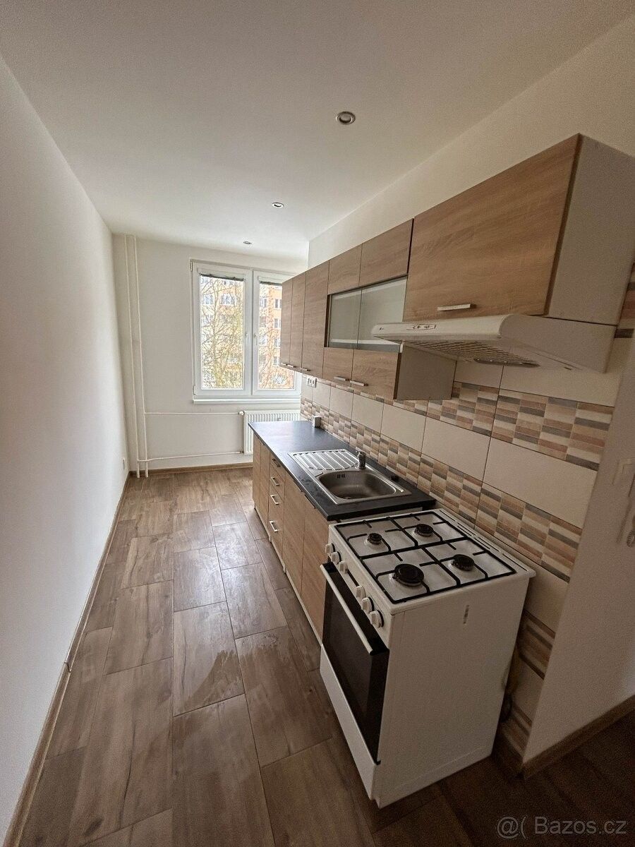 Byty, Karlovy Vary, 360 17