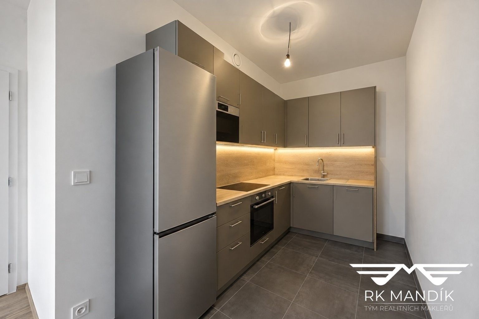 Byt 2+kk · 45 m² · Arnošta Staňka,Hostivař,Praha - 3
