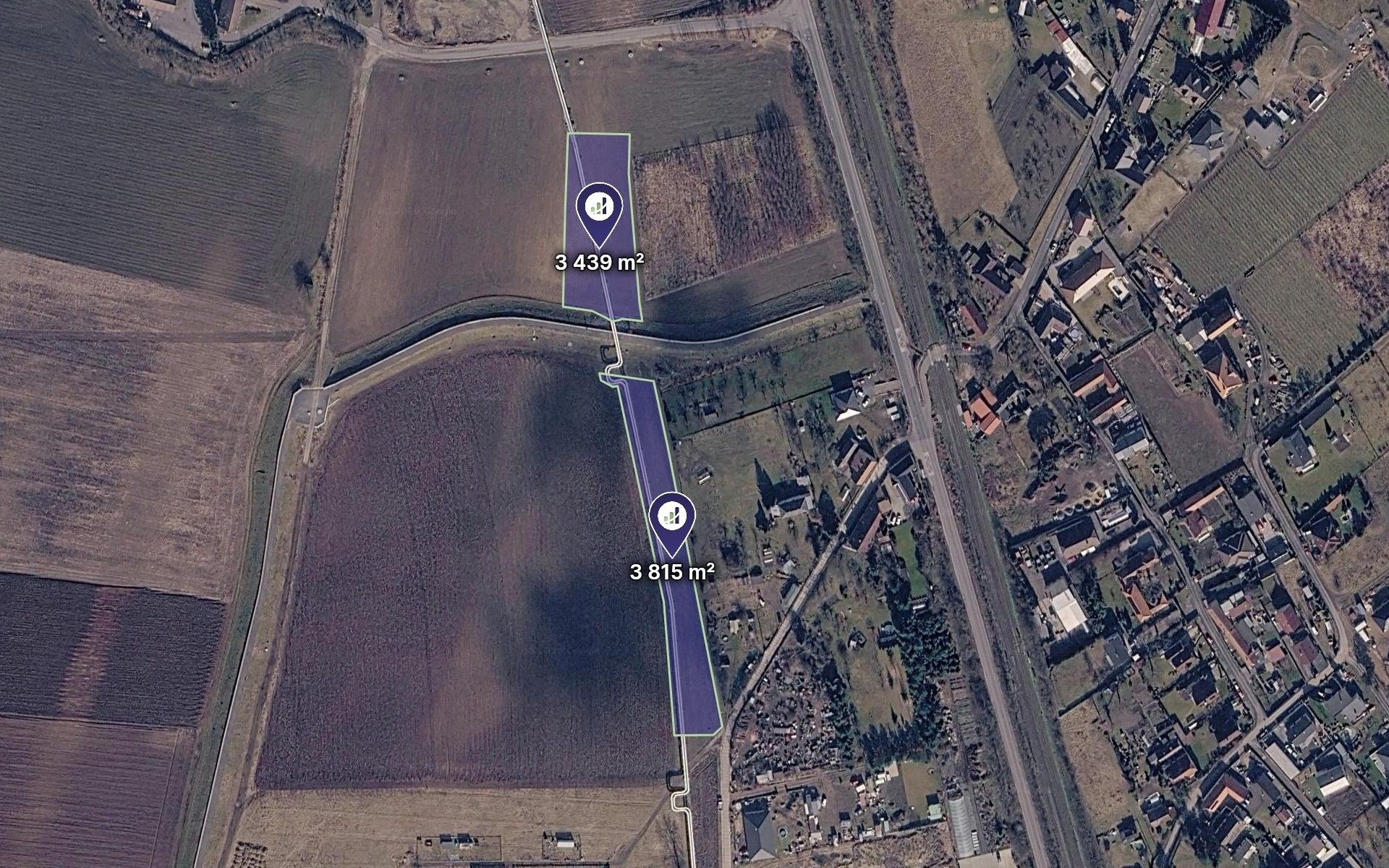 Zemědělské pozemky, Mělník, 2 451 m² - 1