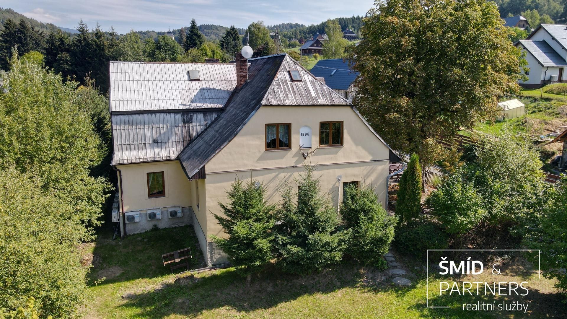 Prodej dům - Hraběšice, 788 m²