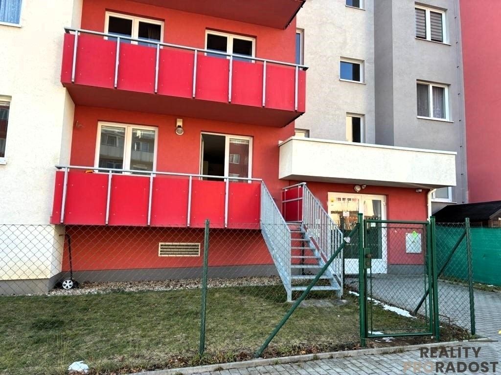 Pronájem byt 2+kk - Davidovičova, Praha, 50 m²