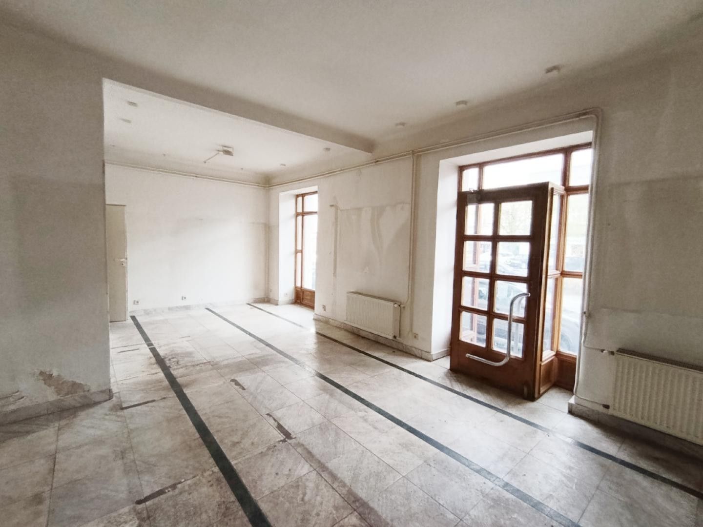 Pronájem obchodní prostory - třída Karla IV. 614, Hradec Králové, 89 m² - 2