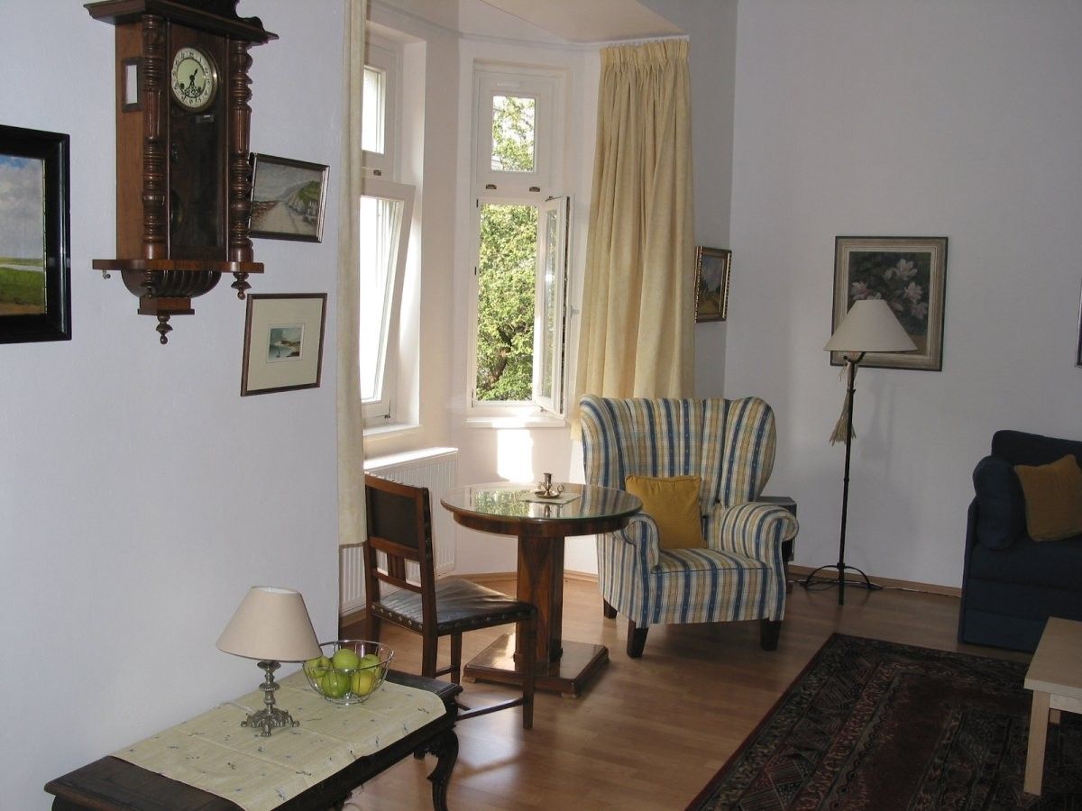 Pronájem byt 1+1 - Kukelská, Praha, 26 m²