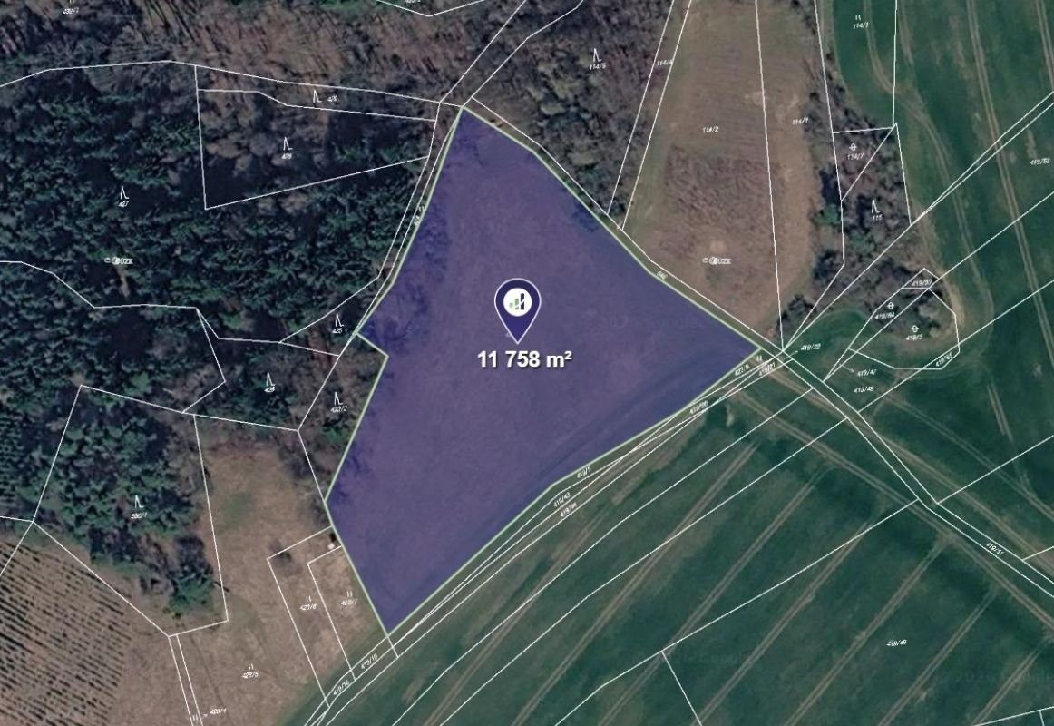 Louka, 11 758 m²