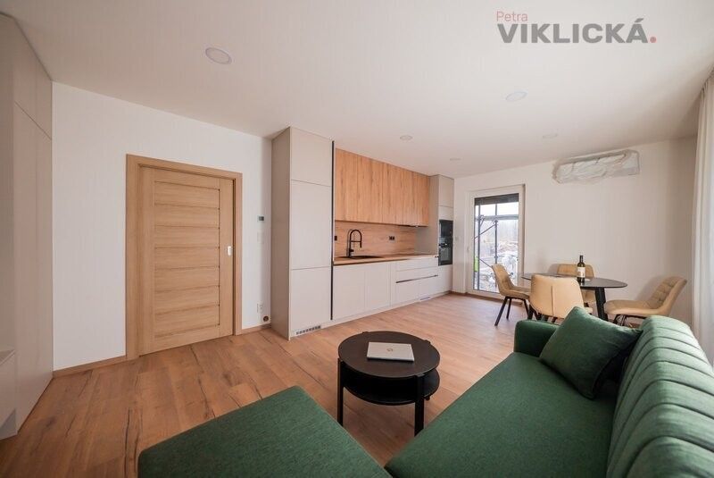 Prodej byt - Zaječí, 691 05