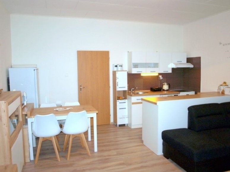 Pronájem byt - Uherský Ostroh, 687 24 - 2