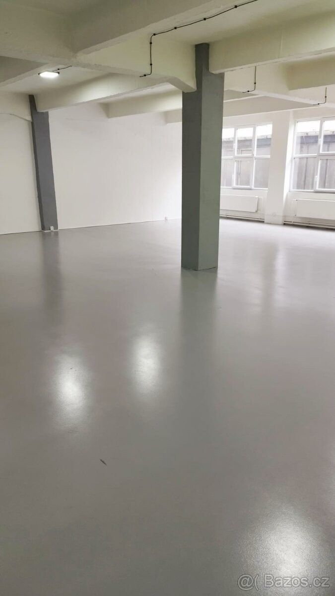 Pronájem obchodní prostory - Zlín, 763 02