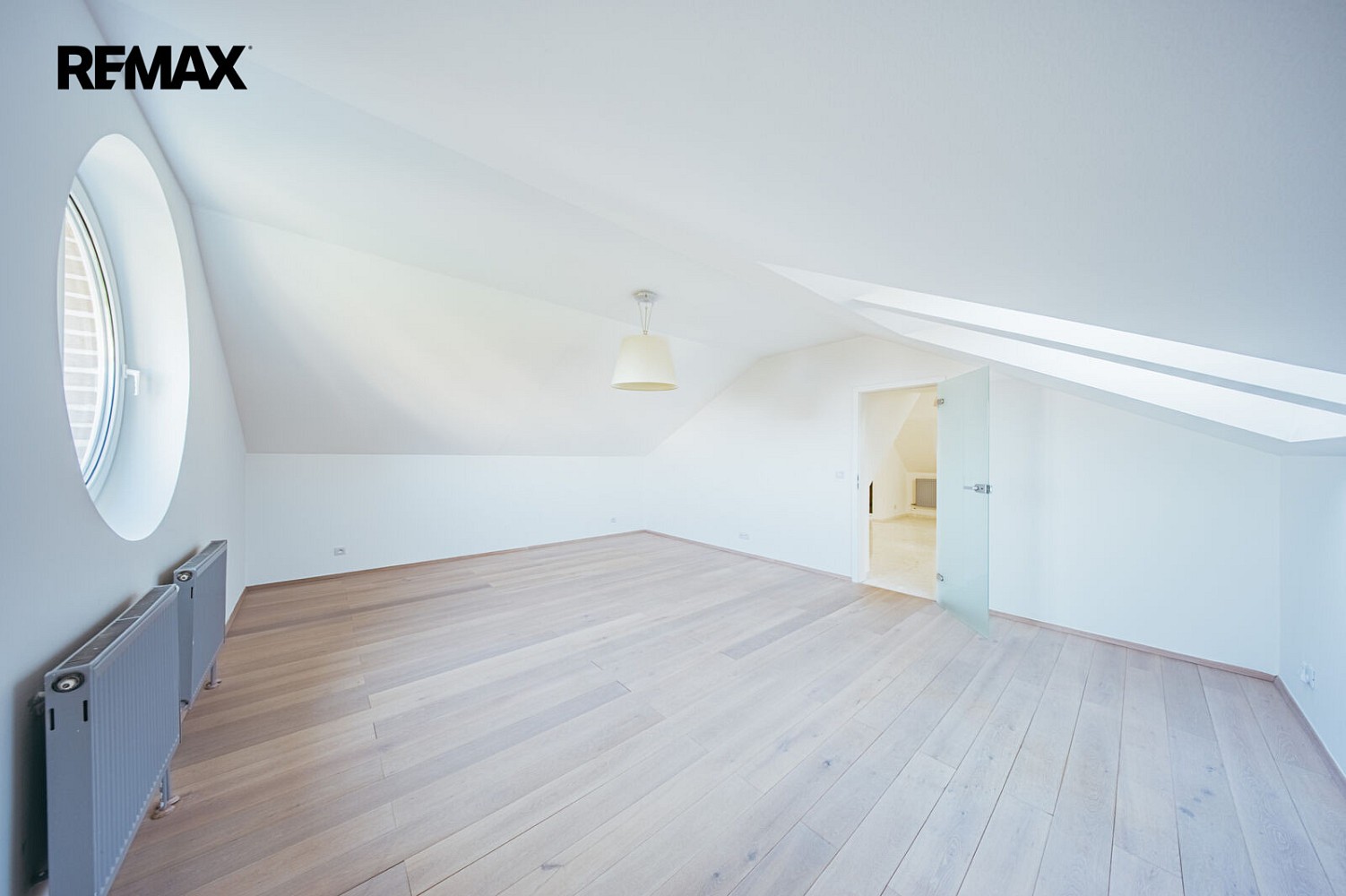 Prodej byt 3+1 - Dělnická, Dolní Břežany, okres Praha-západ, 134 m² - 5