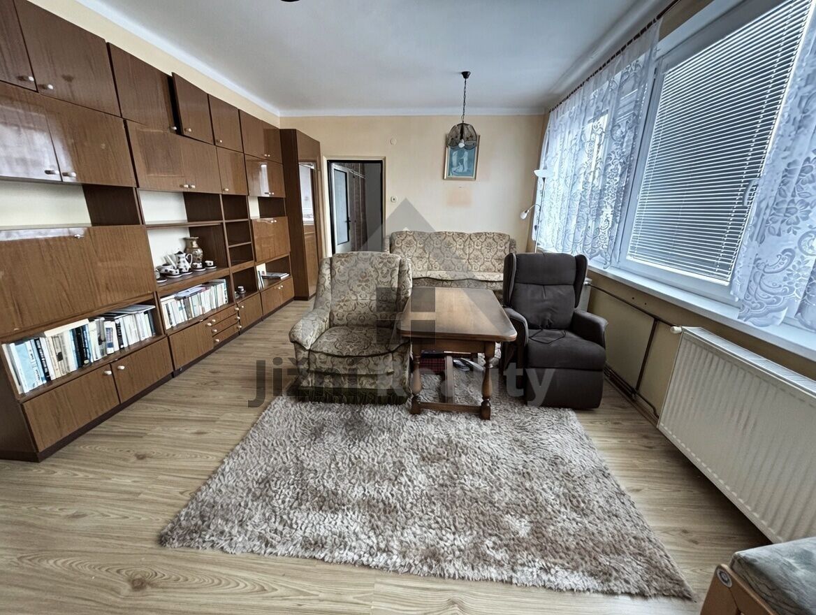 4+1, Vilová čtvrť, Nové Hrady, 115 m² - 2