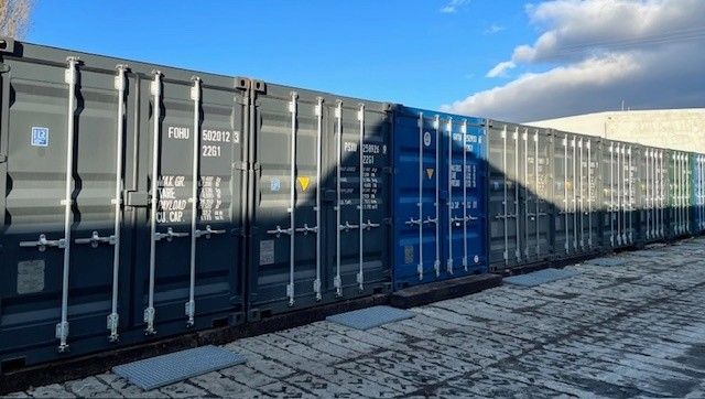 Sklady, Otrokovice, 765 02