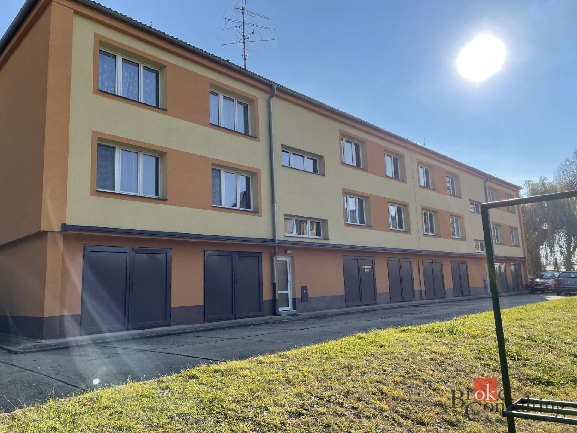 3+1, Sídliště 496, Jindřichův Hradec III, 68 m² - 1