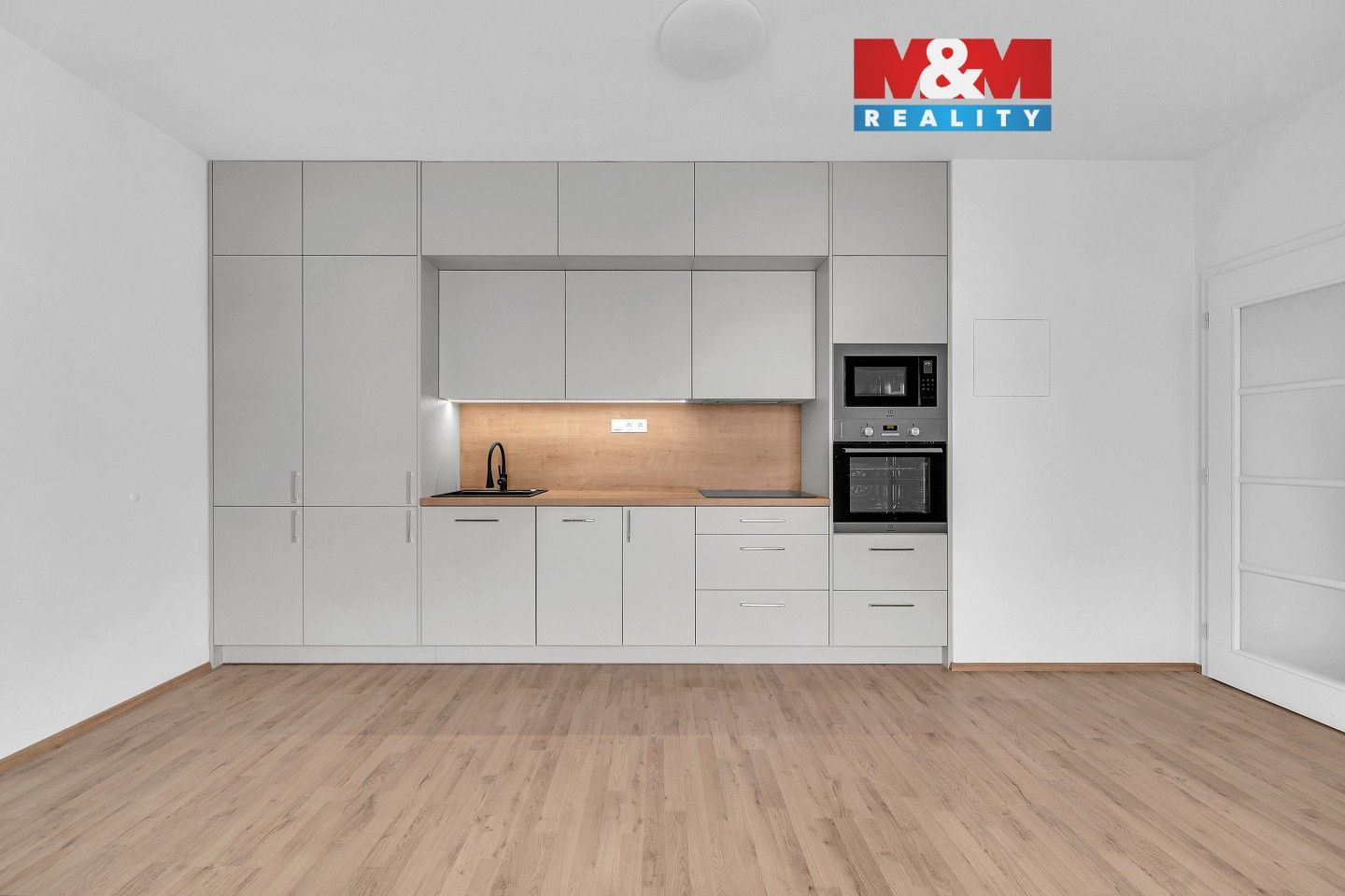 1+kk, Pardubičky, Pardubice, 32 m²