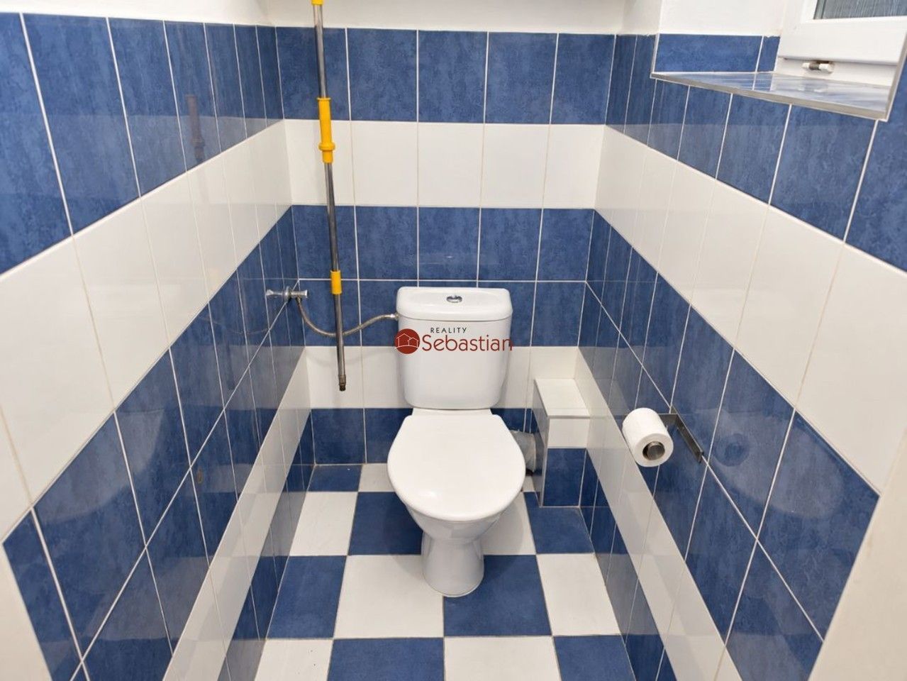 Pronájem byt 1+1 - náměstí Čs. legií, Pardubice, 60 m² - 5
