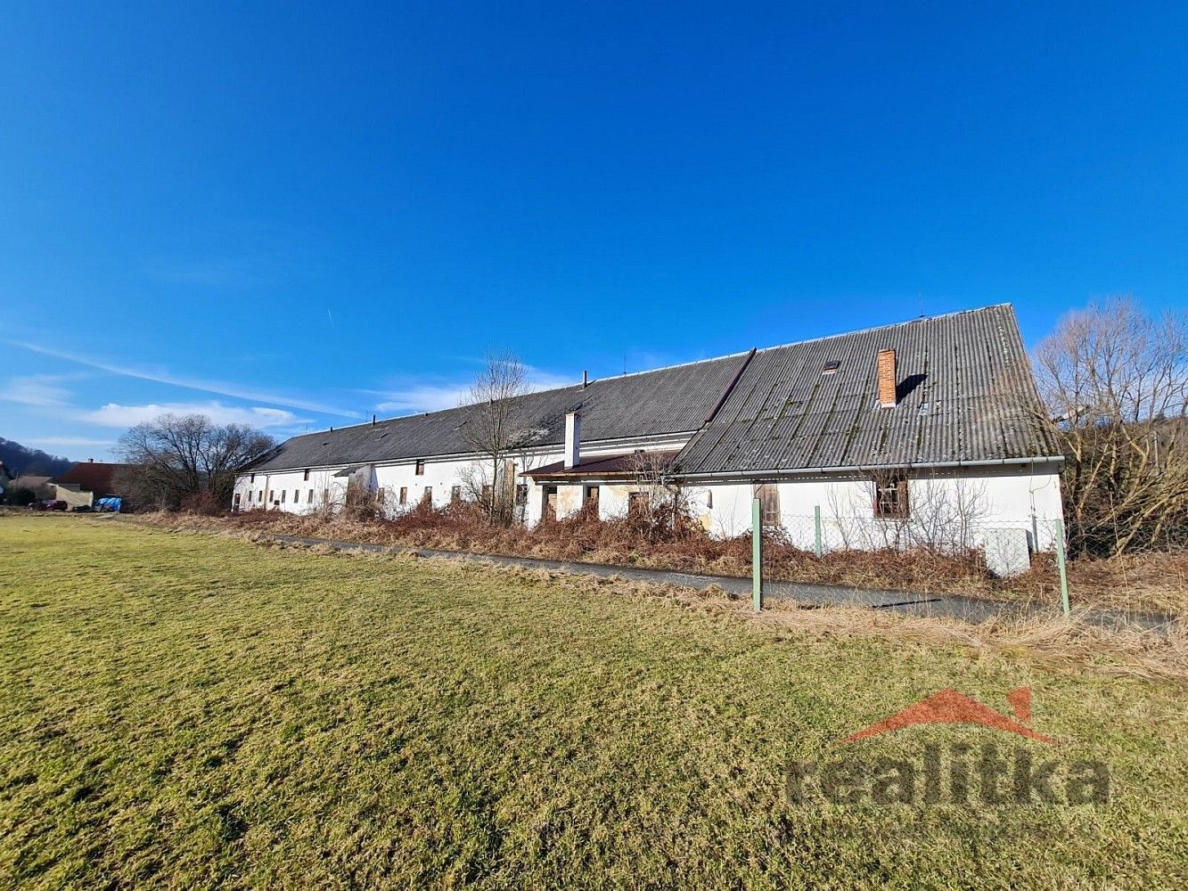 Sklad, 1 690 m²