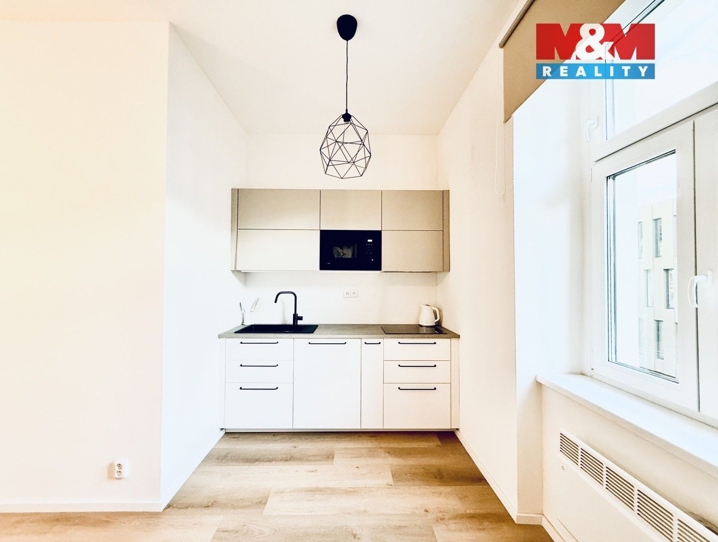 Pronájem byt 1+kk - U Tyrše, Praha, 19 m²