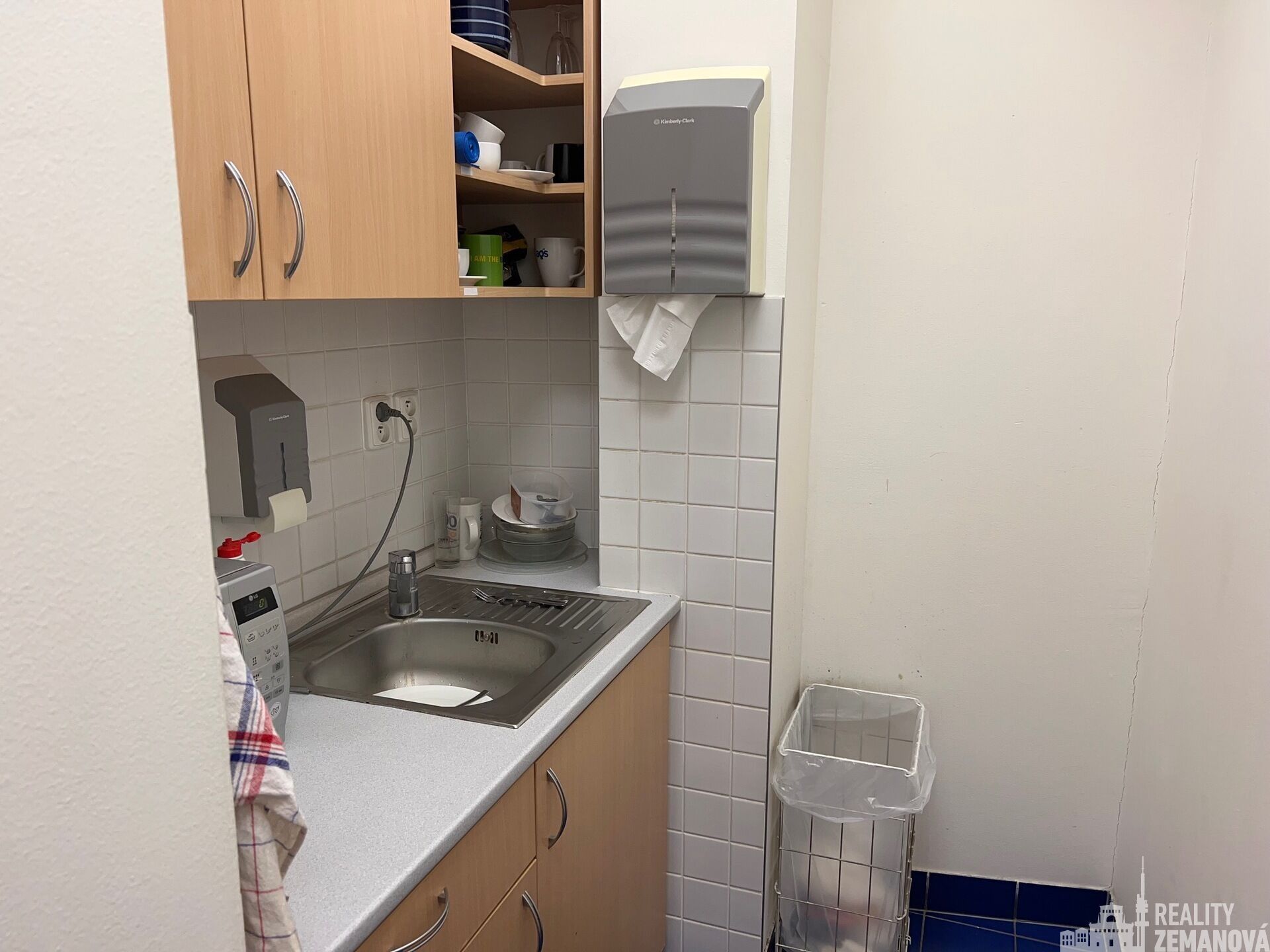 Kancelář · 34 m² · Nuselská, Praha - 4