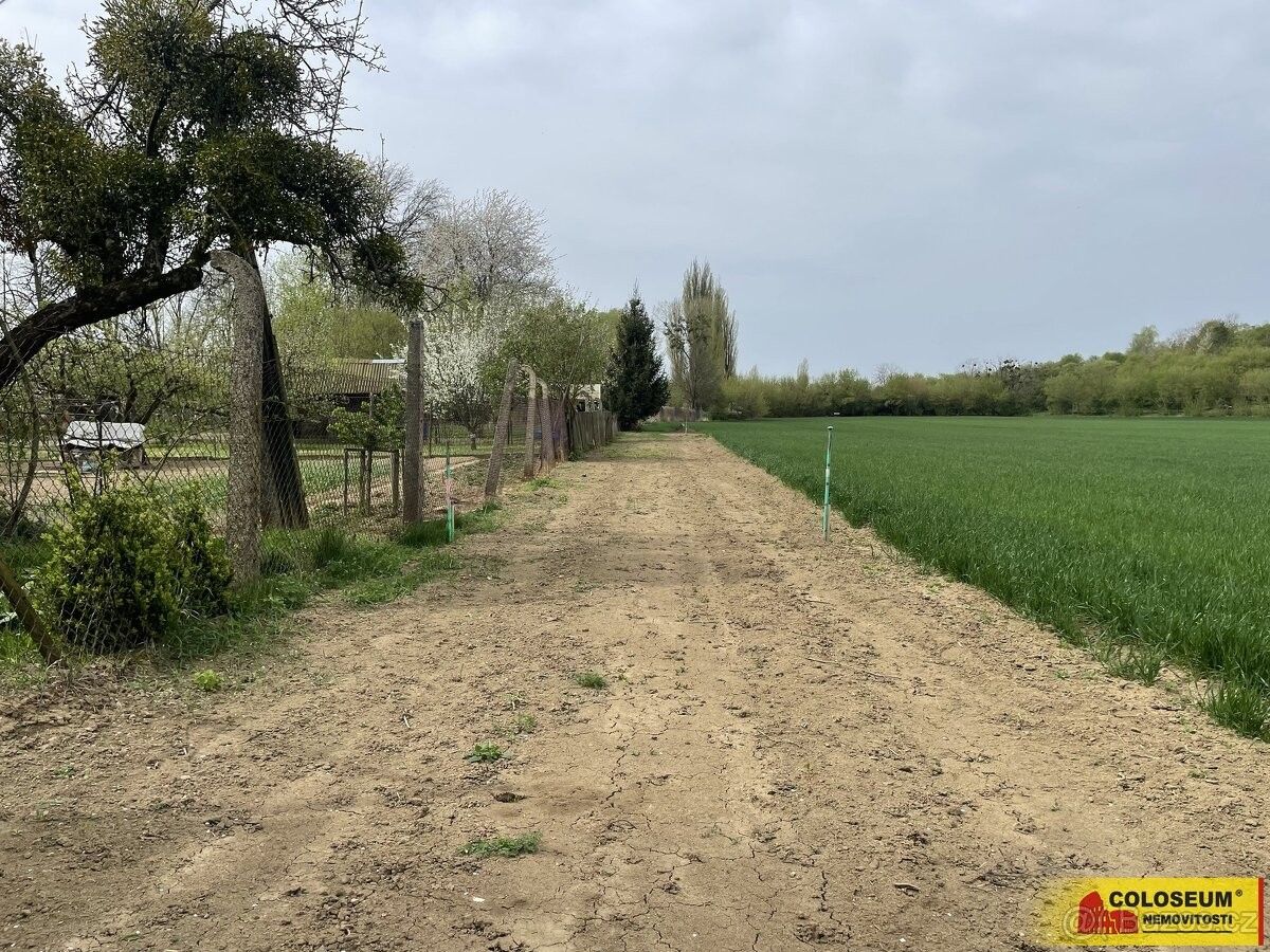 Pozemky pro bydlení, Koryčany, 768 05