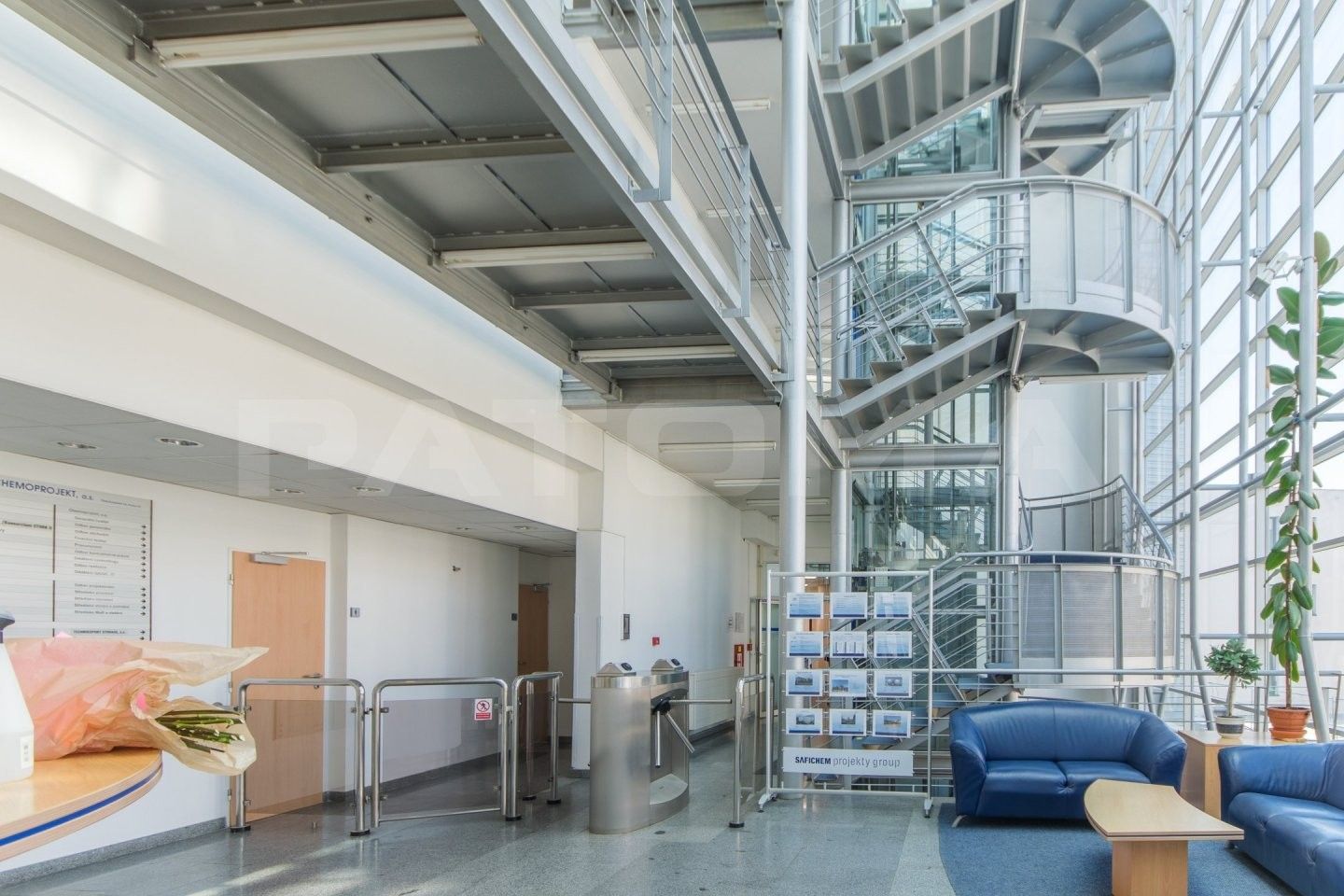 Pronájem kancelář - Třebohostická, Praha, 122 m²