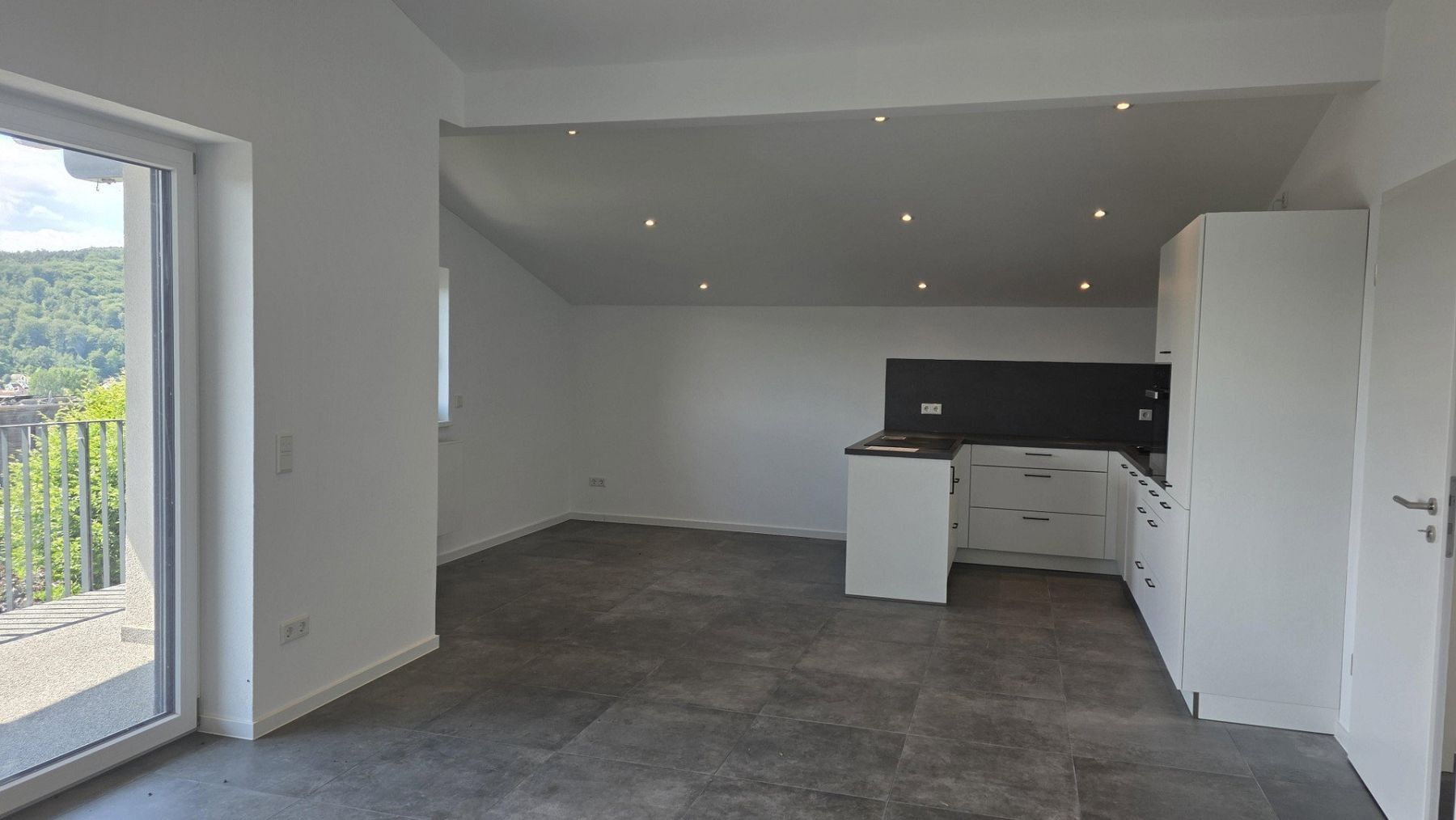 Byt 2+kk · 91 m² · , Bavorsko - 4
