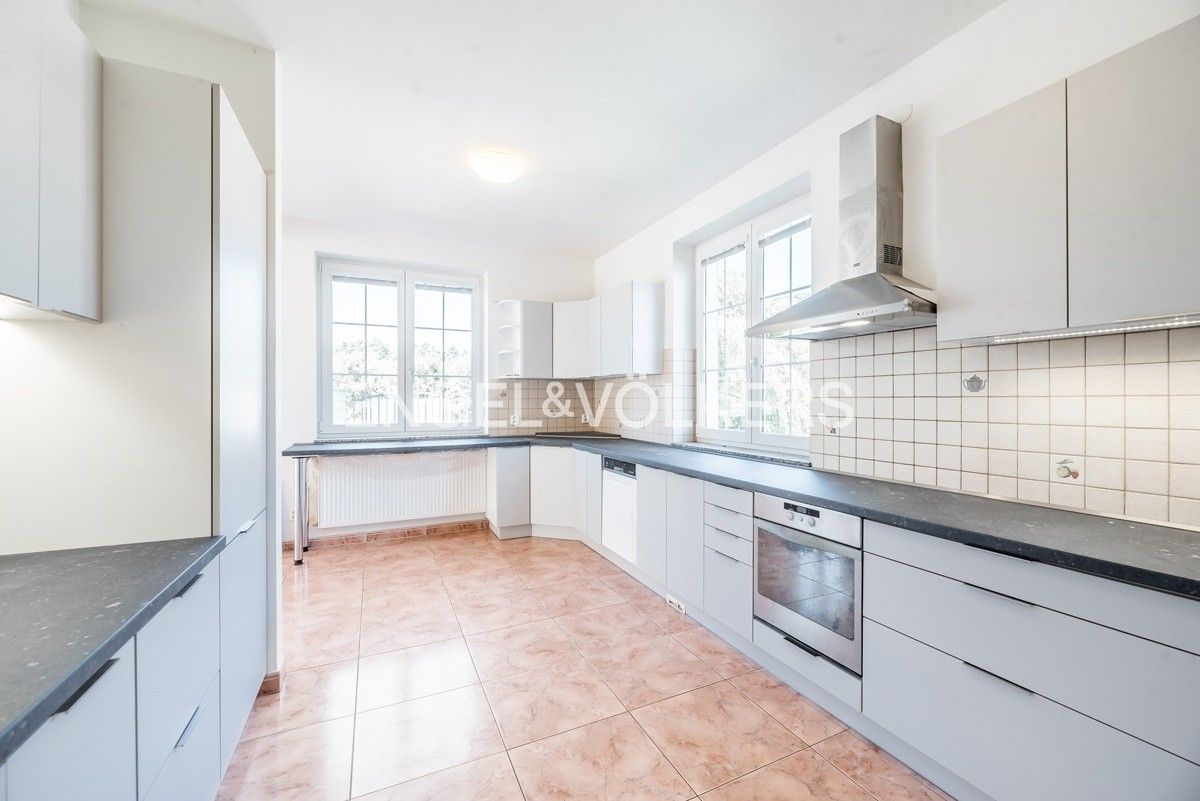 Pronájem vila - U Komárova, Průhonice, 610 m² - 5