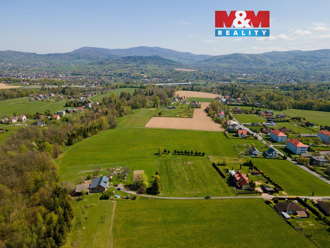 Louka, 5 379 m²