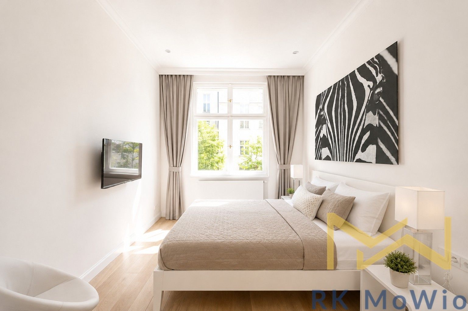 Byt 2+kk · 56 m² · náměstí Jiřího z Poděbrad, Praha - 3
