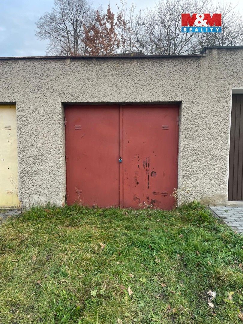 Pronájem ostatní - Boženy Němcové, Rožnov pod Radhoštěm, 18 m²