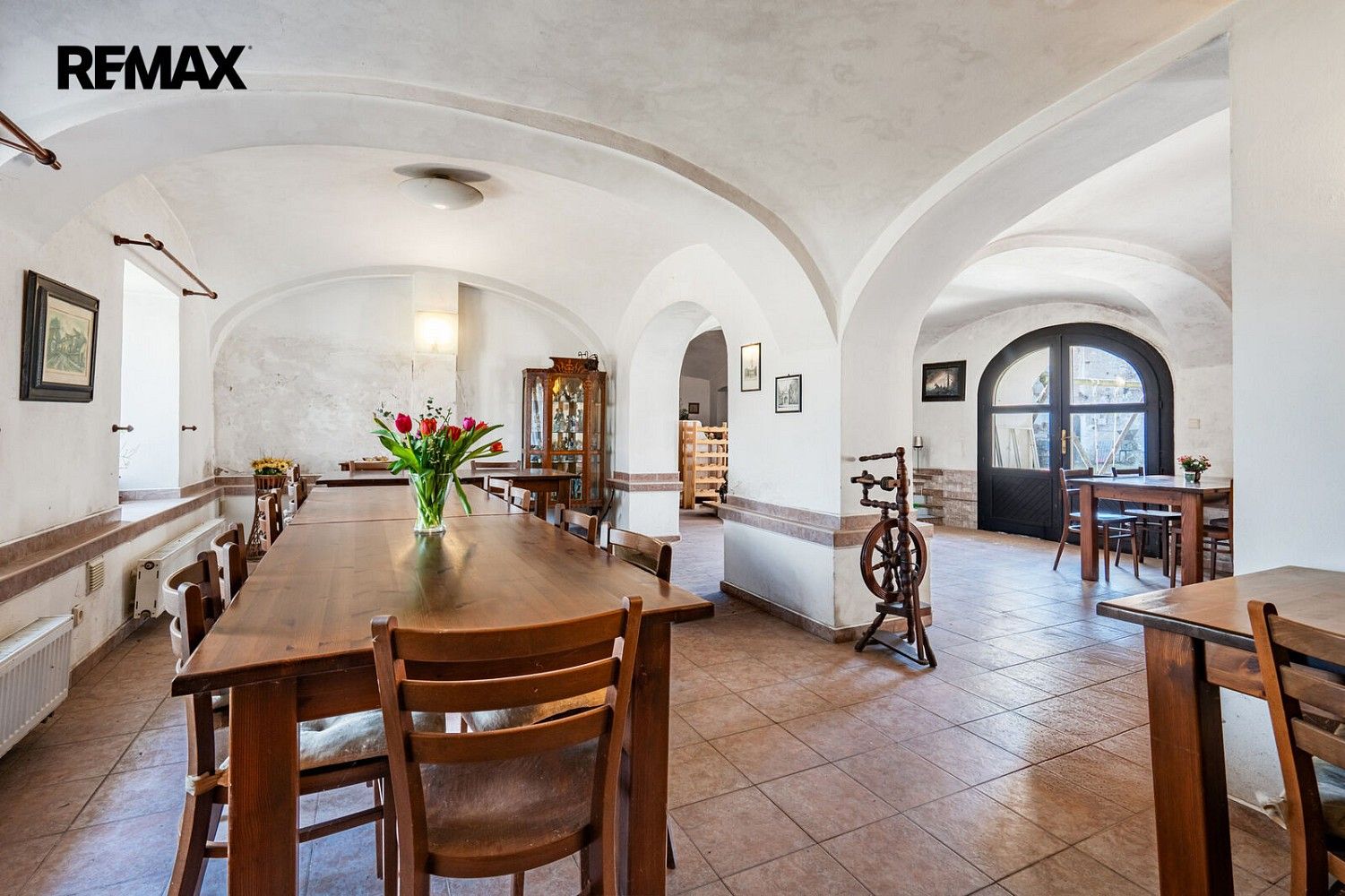 Rodinné domy, Hluboké Dvory, okres Brno-venkov, 951 m² - 1