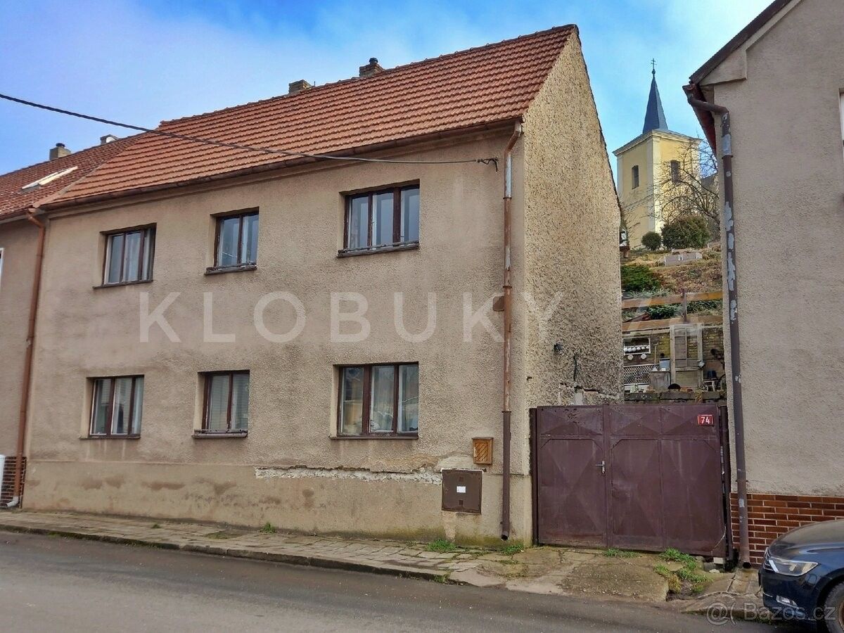 Rodinné domy, Klobuky v Čechách, 273 74 - 1