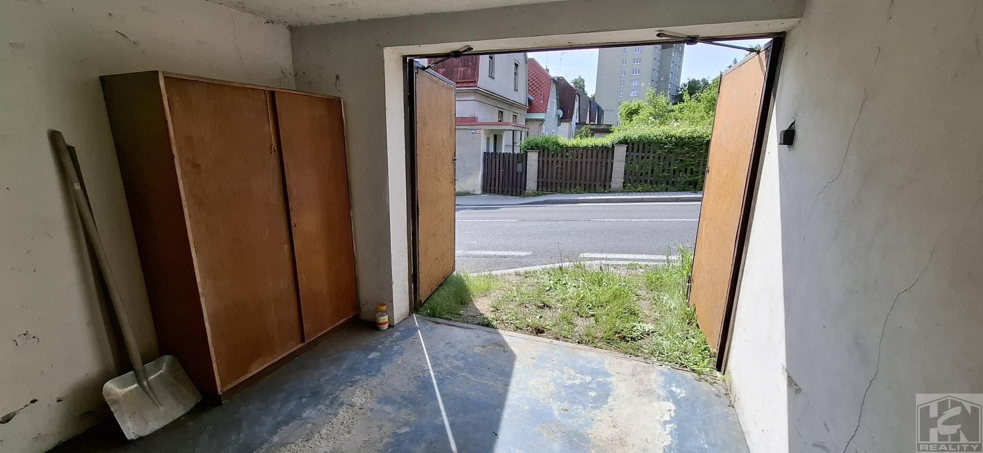 Pronájem garáž - Riegrova  , Jablonec nad Nisou, 22 m² - 5