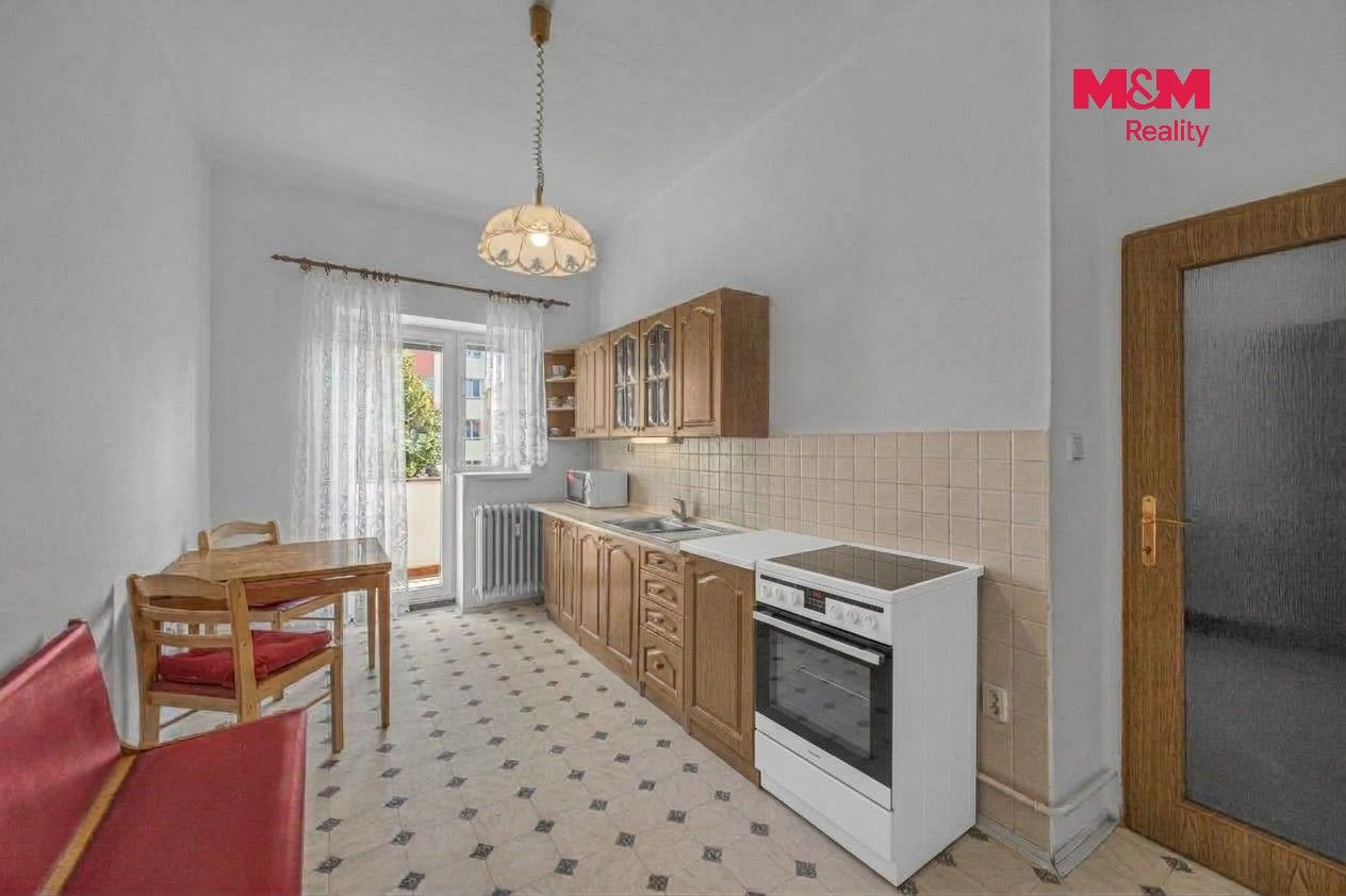 Pronájem byt 1+1 - Sladkovského, Pardubice, 46 m² - 2