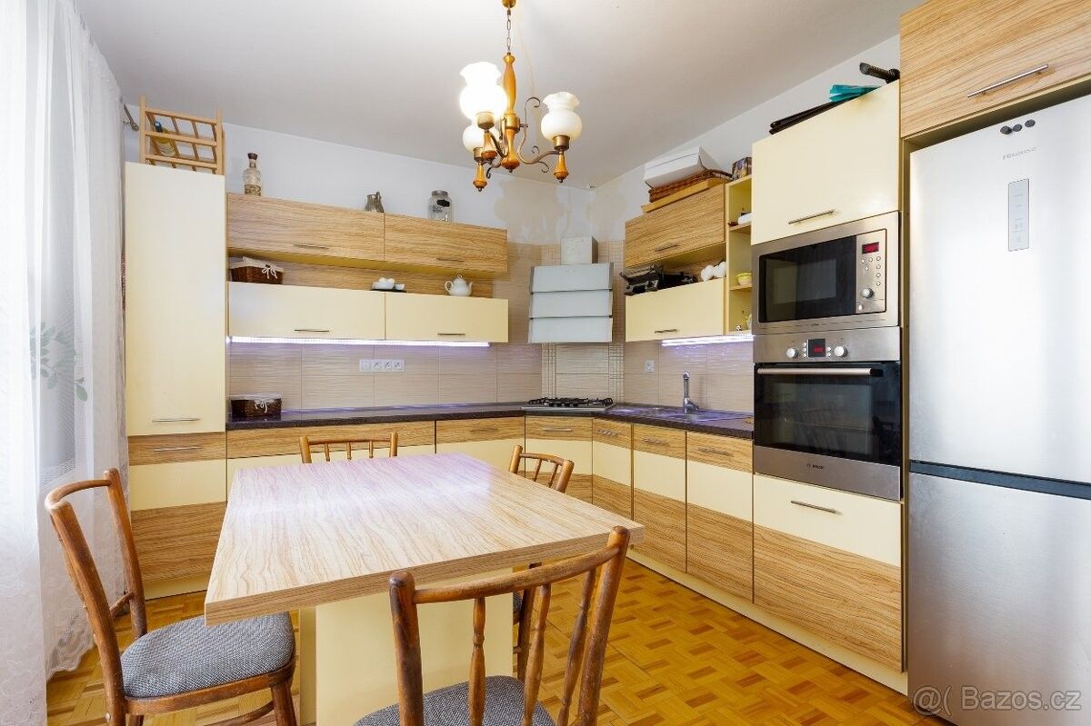 Prodej rodinný dům - Valašské Meziříčí, 757 01