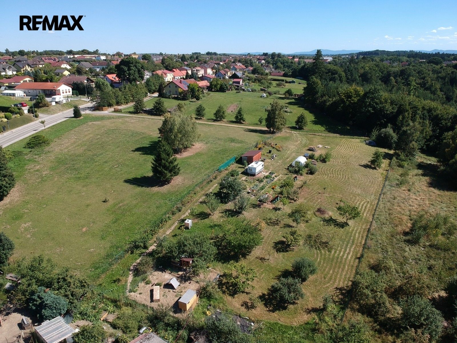 Pozemek pro bydlení, 4 142 m²