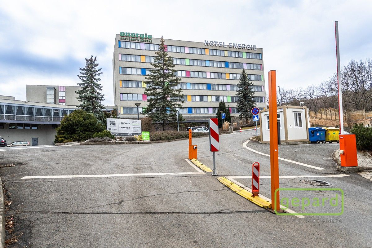 Pronájem kancelář - Plzeňská, Praha, 98 m²