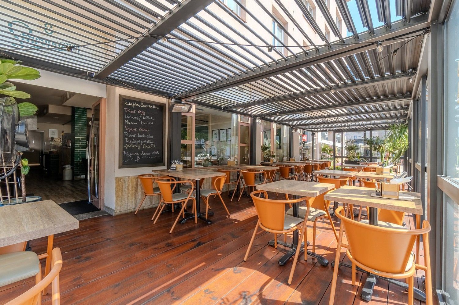 Prodej restaurace - Ostrava - Moravská Ostrava, okres Ostrava-město, Moravskoslezský kraj, 180 m² - 1