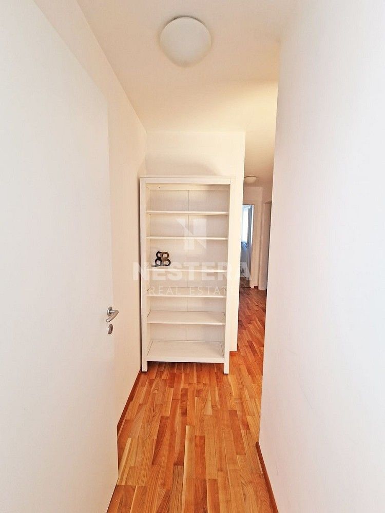 Pronájem byt 2+kk - Praha - Holešovice, okres Praha 7, Hlavní město Praha, 68 m² - 5