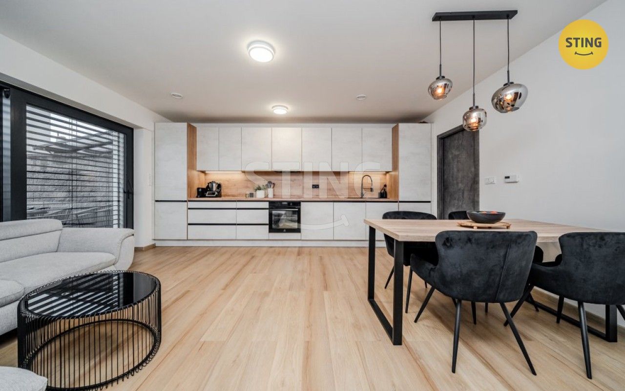 3+kk, Kasalického, Ostrava, 81 m²