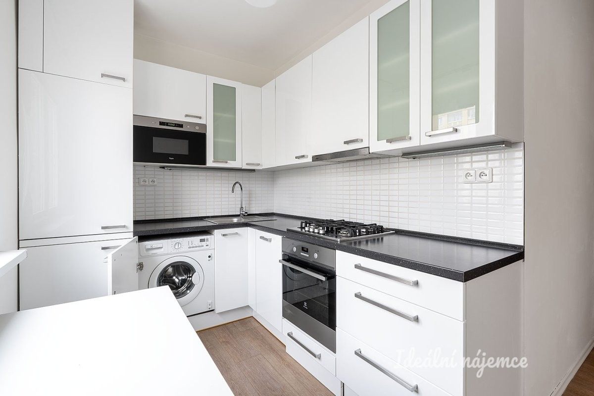 2+1, Na Petřinách, Praha, 58 m²