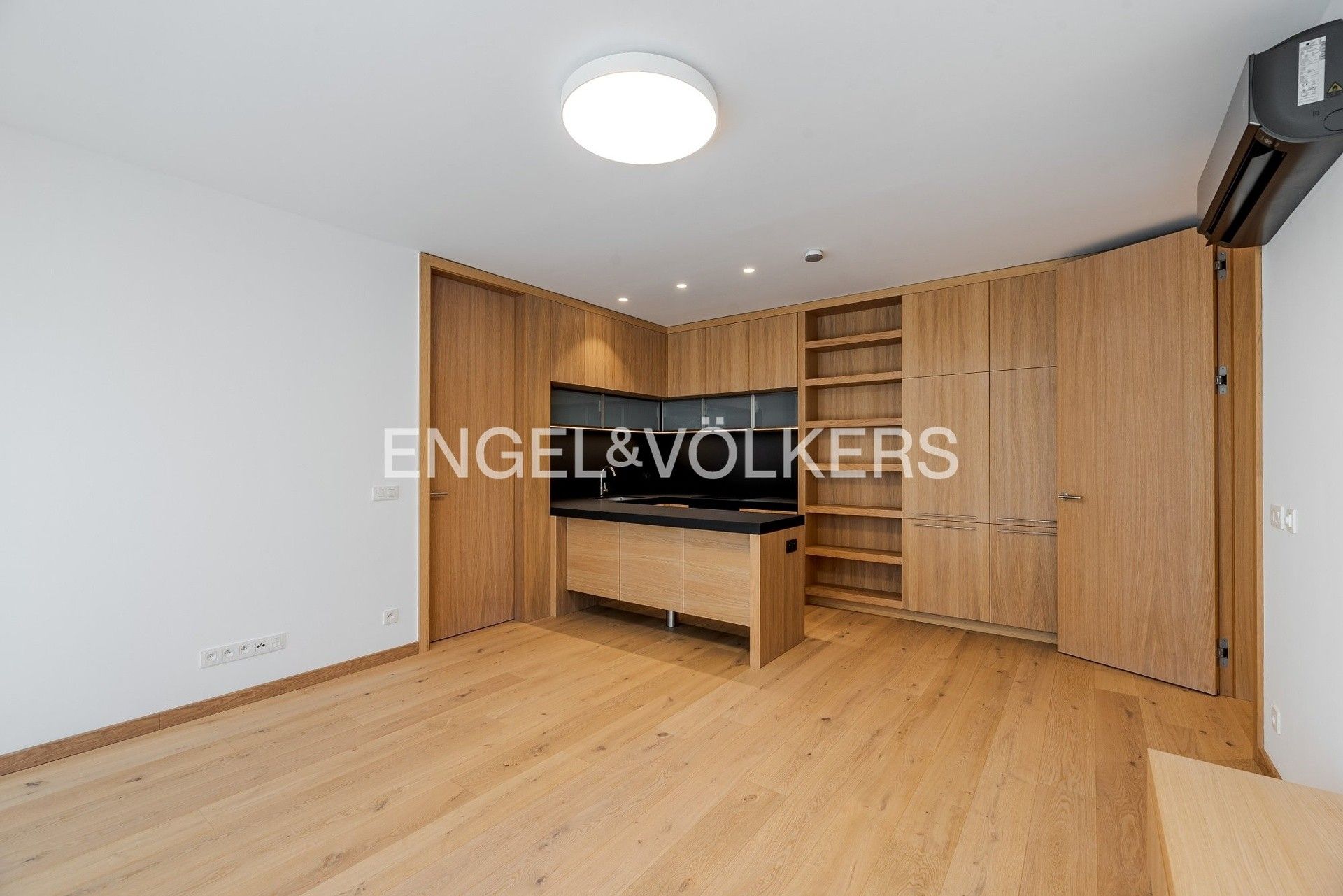 Pronájem byt 3+kk - Valčíkova, Praha, 69 m²