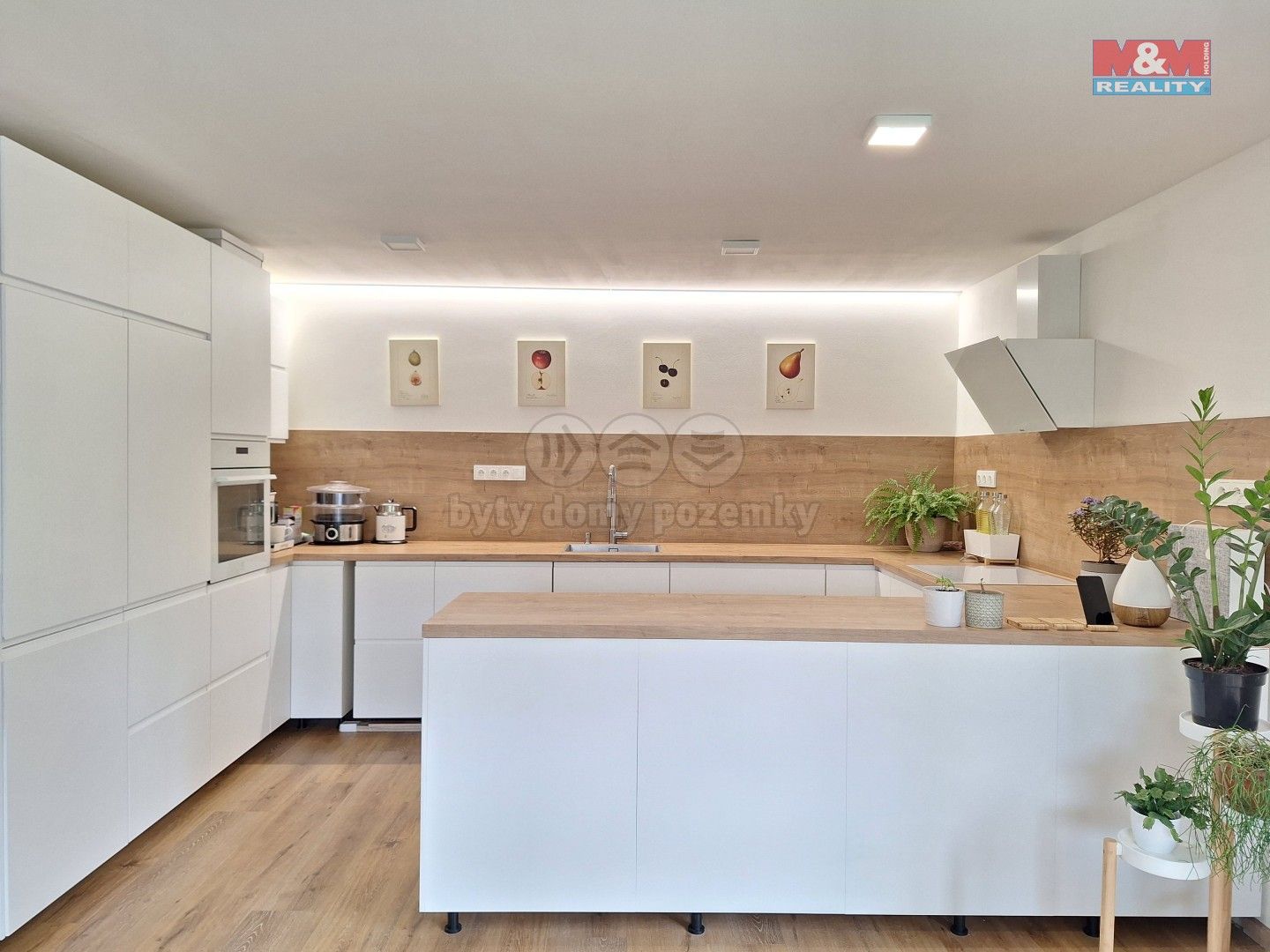 Prodej rodinný dům - Janovice, 190 m²