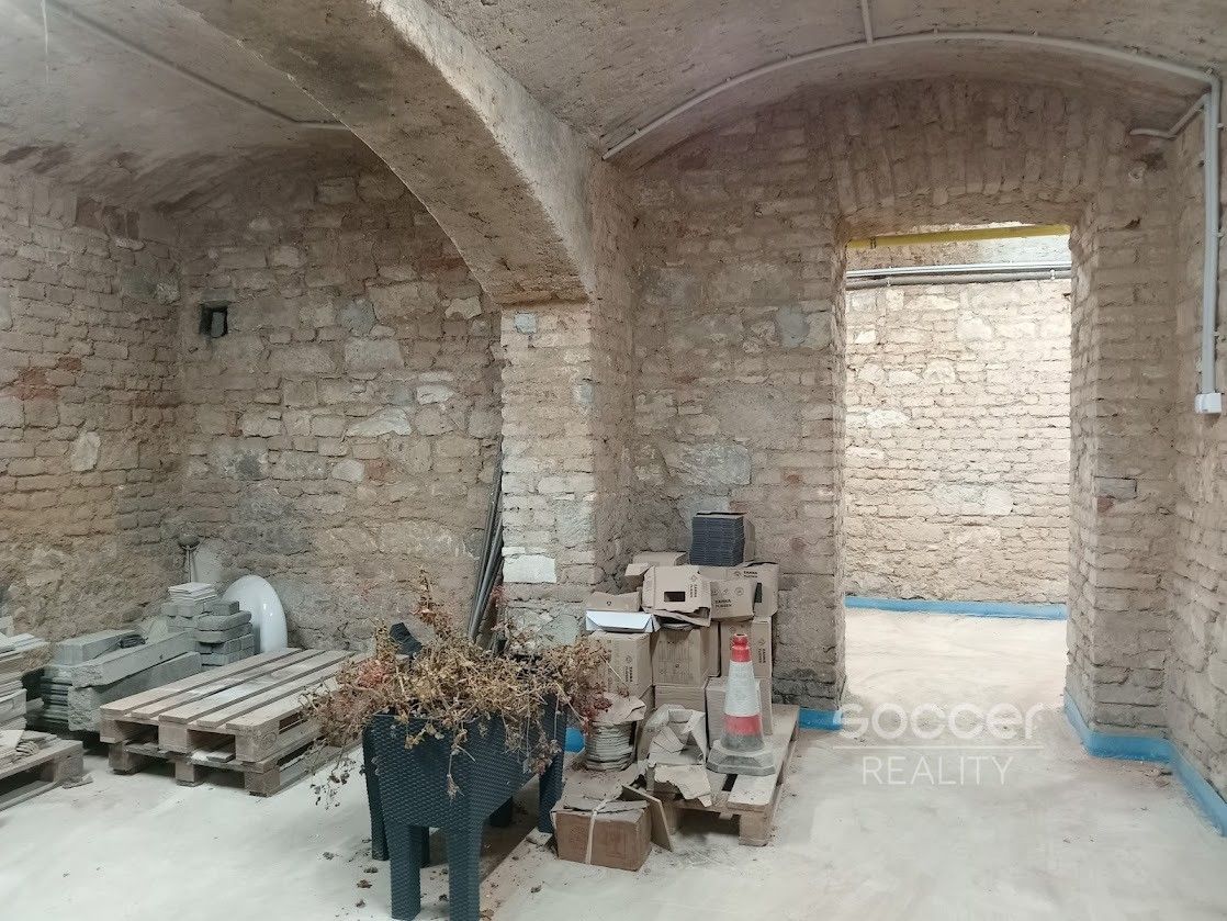 Garáže, Slavojova, Praha, 25 m²