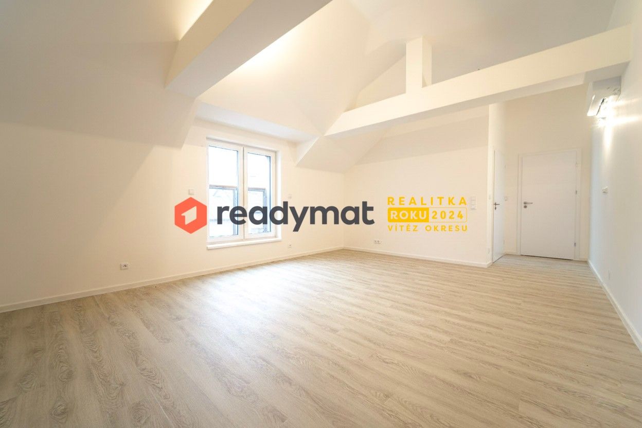 Prodej byt 2+kk - tř. Dukelských hrdinů, Hodonín, 56 m²