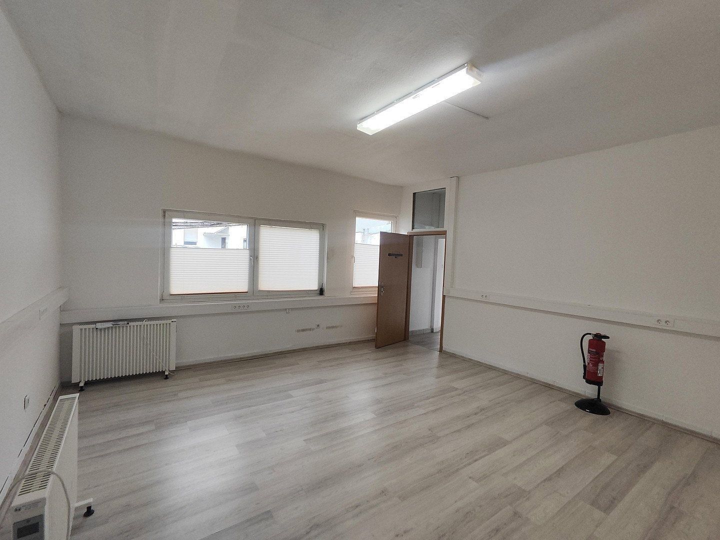 Pronájem obchodní prostory - Bismarckstr. 296 Gelsenkirchen Gelsenkirchen Nordrhein-Westfalen 45889, 82 m² - 5