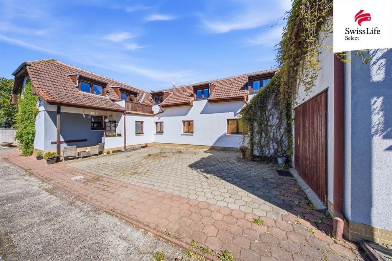 Rodinné domy, Libeř Libeň, 336 m² - 1