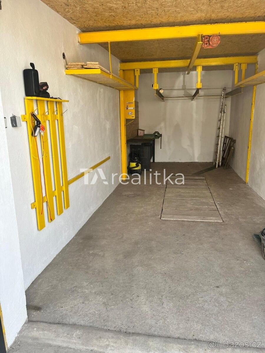 Prodej garáž - Ostrava, 709 00
