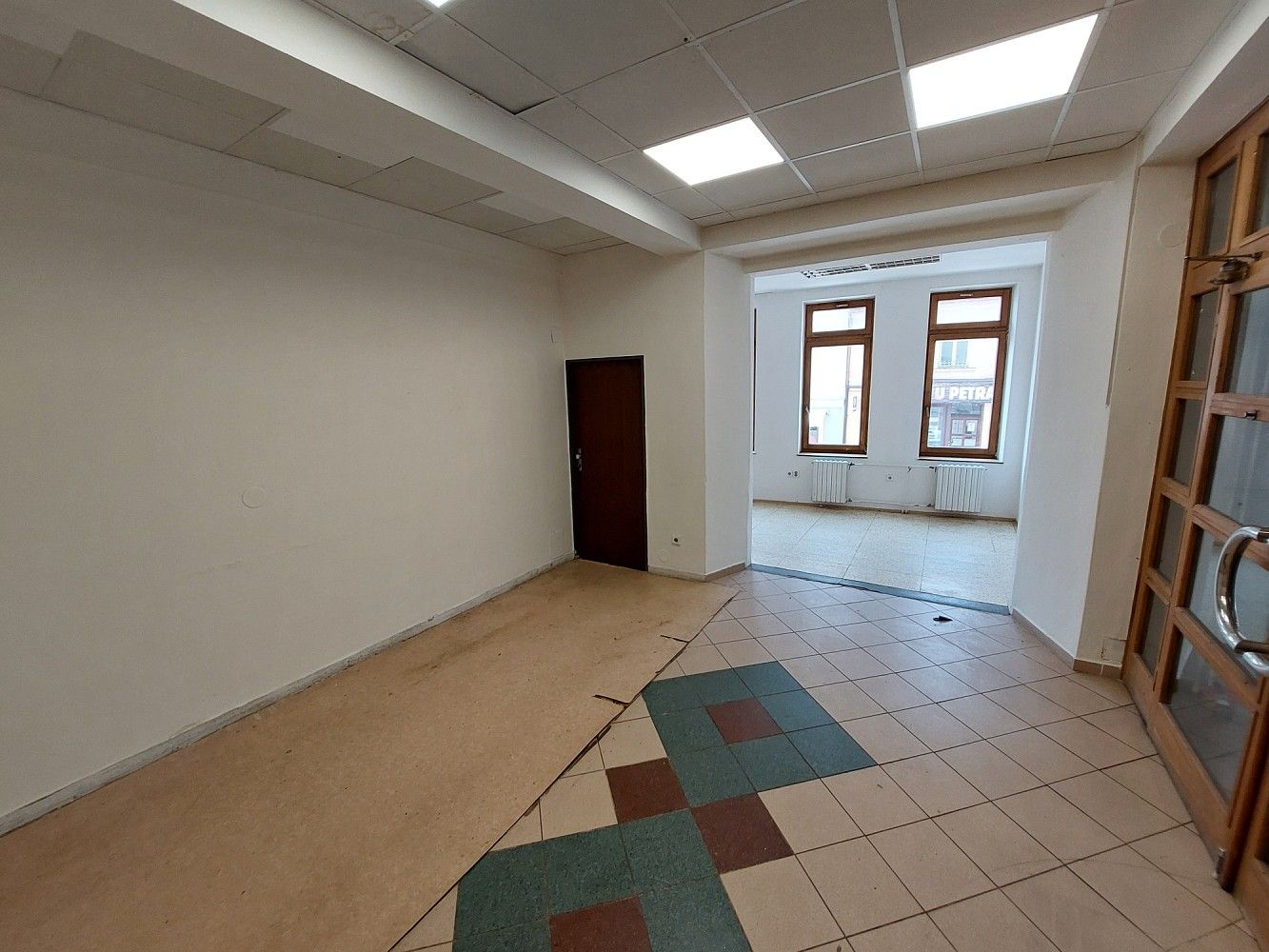 Obchodní prostory, 71 m²