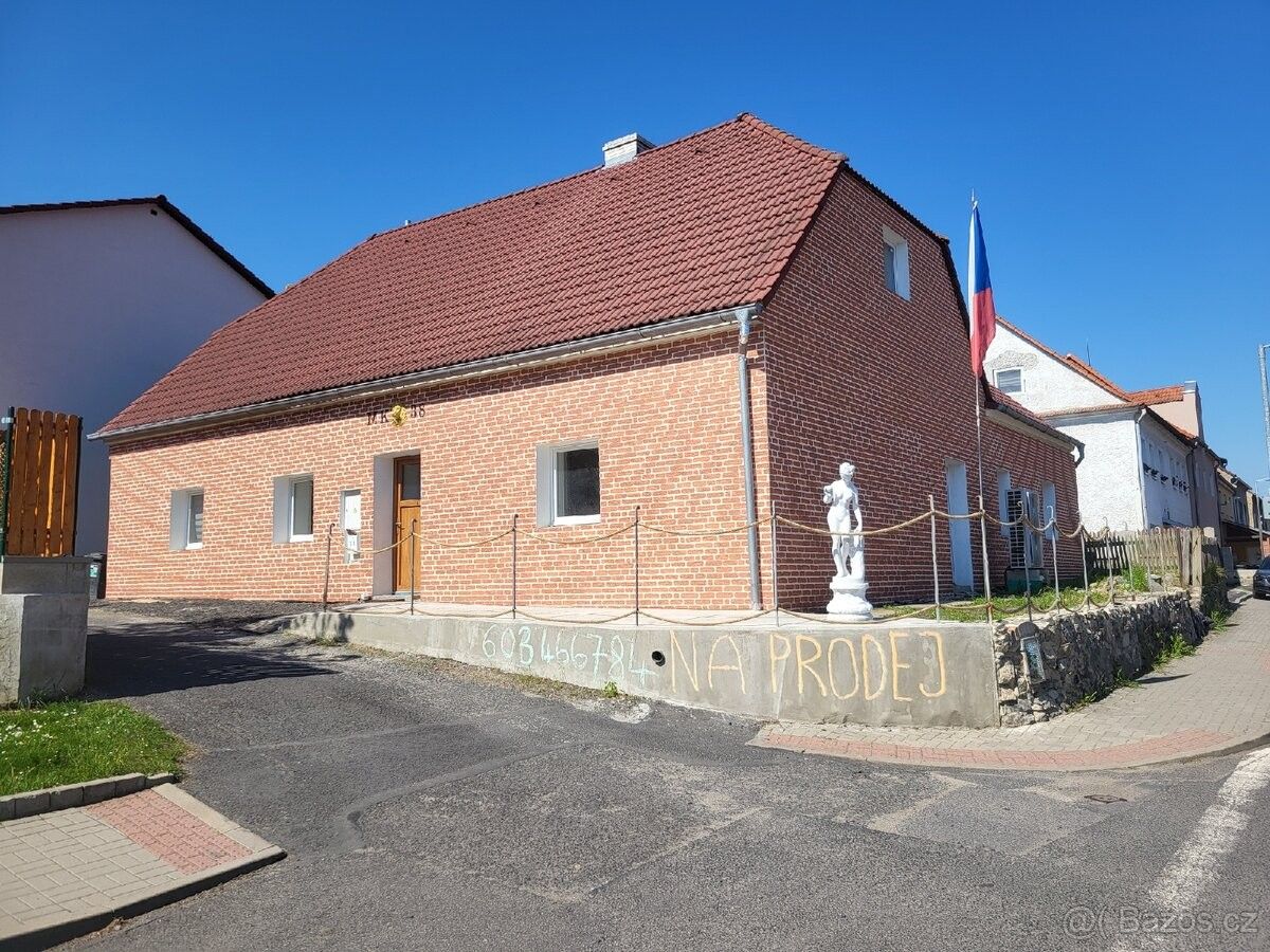 Rodinné domy, Modlany, 417 13