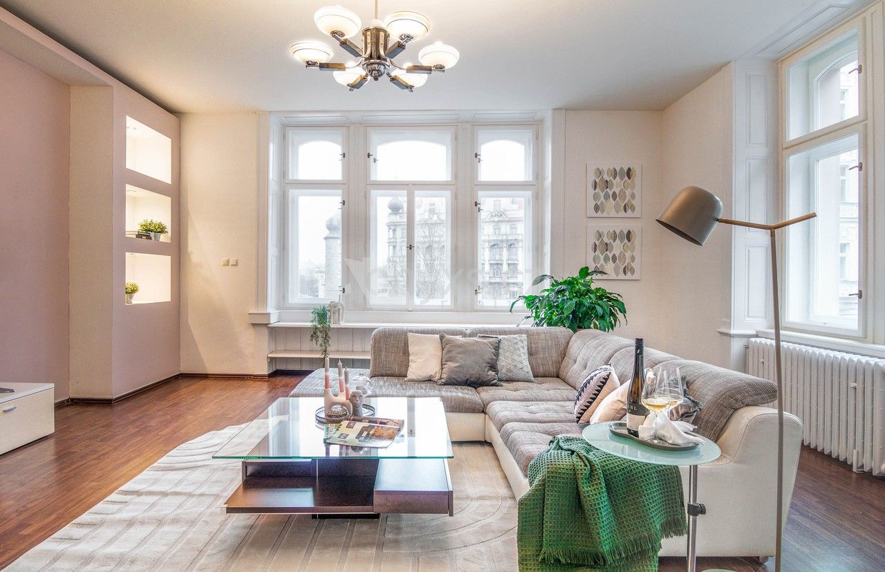 4+1, Gorazdova, Praha, 152 m² - 1