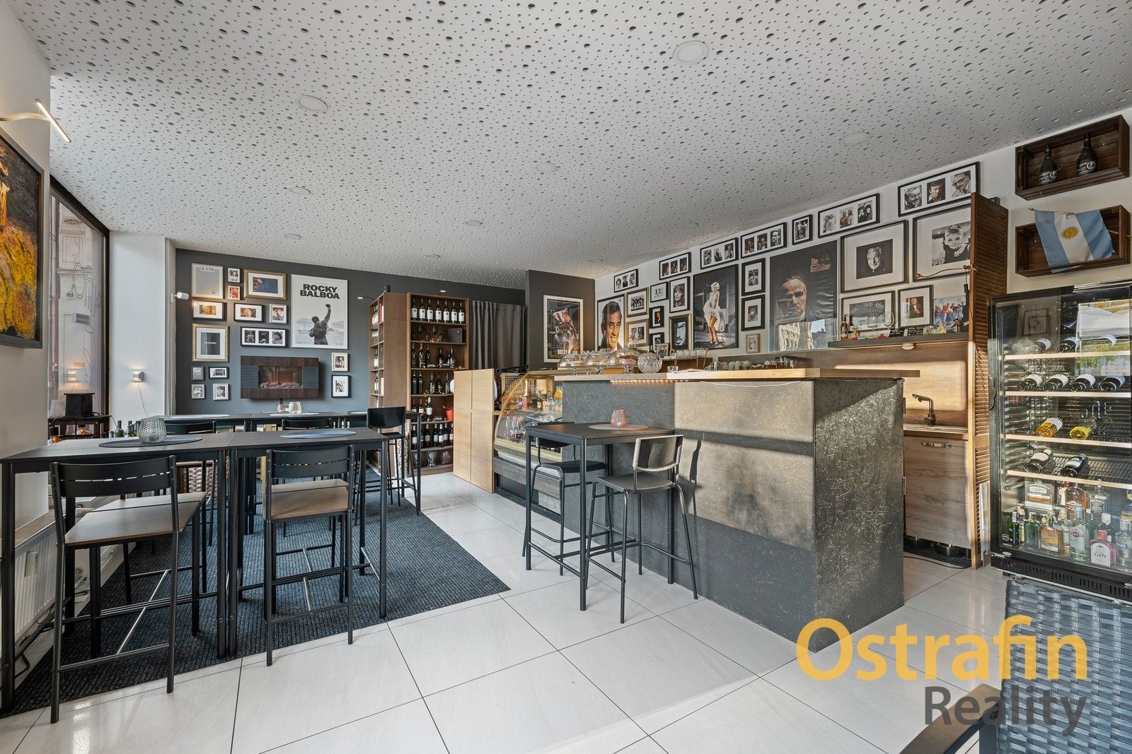 Restaurace, Jiráskovo náměstí, Ostrava Moravská Ostrava, 60 m² - 2