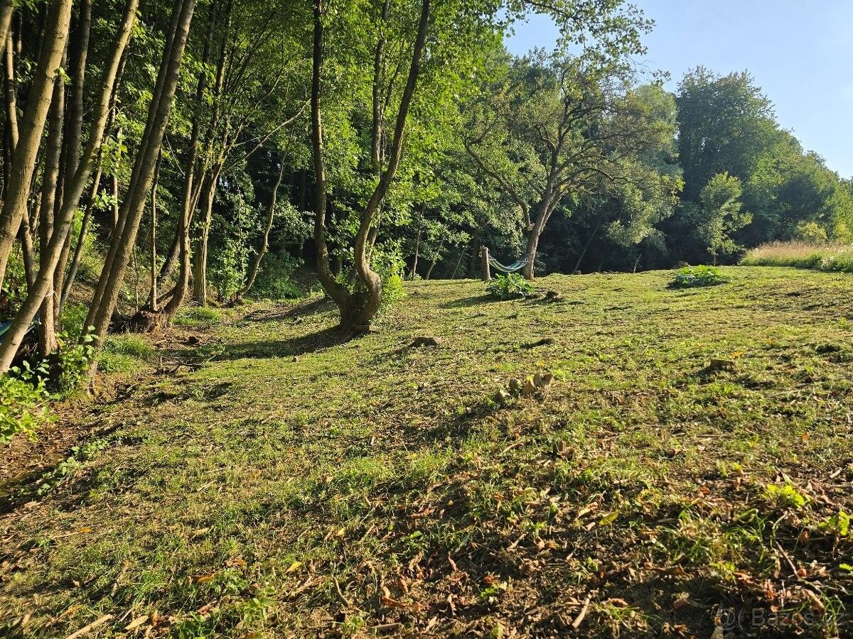 Pozemky pro bydlení, Březůvky, 763 45